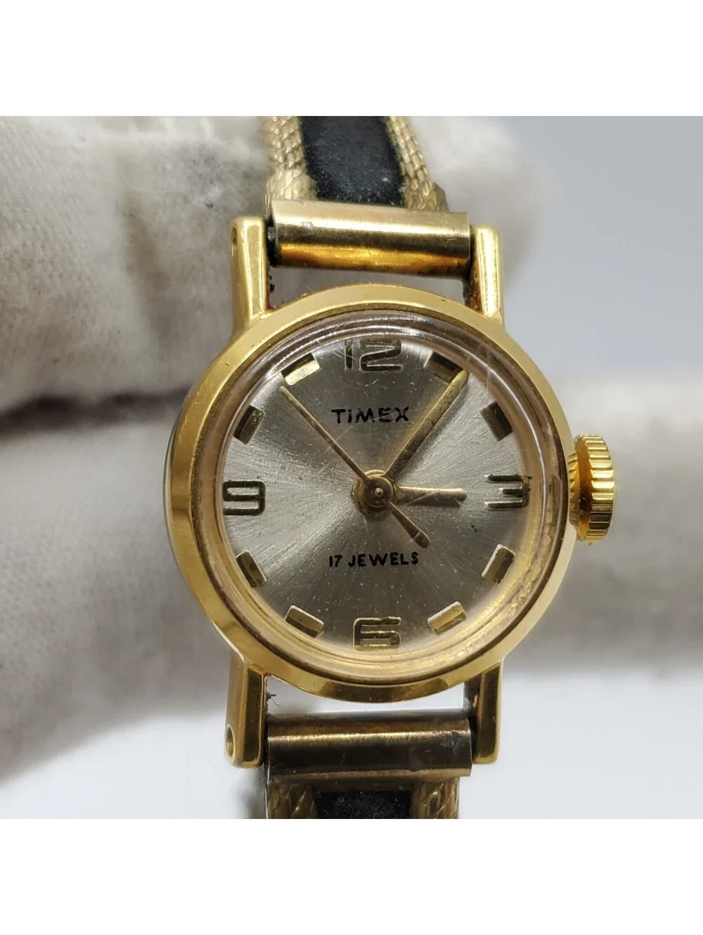 Vintage Timex 17J Mechanical RGP Womens Watch 17mm For Parts Or Repair
